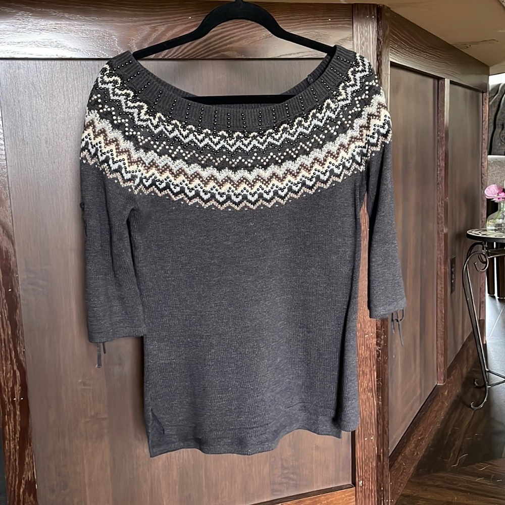 NWOT VENUS embellished sweater.